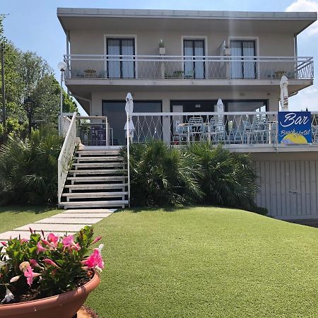 Lake Garda Beach Hostel Padenghe sul Garda Luaran gambar