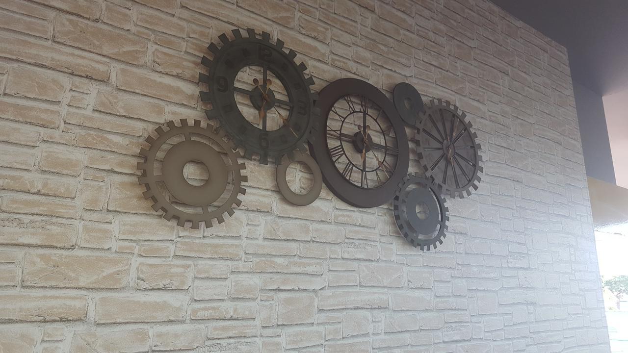 Lake Garda Beach Hostel Padenghe sul Garda Luaran gambar